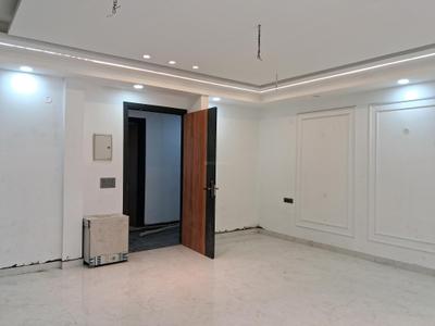 Living Room Image of 1724 Sq.ft 3 BHK Apartment / Flat for sale in Vantara Elite Luxury Homes by Vantara Builders And Promotors, Sector 102 Noida for Rs. 8900000