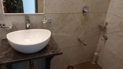 Bathroom Image of 985 Sq.ft 3 BHK Apartment / Flat for sale in Prathamesh Sanskruti Building Of Abhinav Apartments Association, Sadashiv Peth Pune for Rs. 25000000