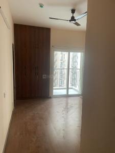 Bedroom Image of 800 Sq.ft 2 BHK Apartment / Flat for rent in Amrapali Dream Valley 2, Noida Extension Greater Noida for Rs. 18500