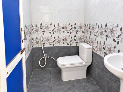 Bathroom Image of PG available For Boys with Food in Sector 135, Noida