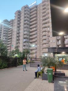 Image of 700 Sq.ft 3 BHK Apartment / Flat for sale in Pyramid Altia, Sector 70, Gurgaon for Rs. 8000000