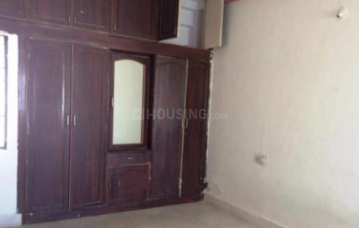 Shig Apartments Dressing Room with Bedroom 1