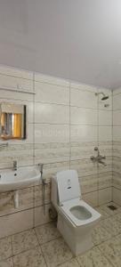 Bathroom Image of 1500 Sq.ft 3 BHK Apartment / Flat for rent in Aranattukara Thrissur for Rs. 29000