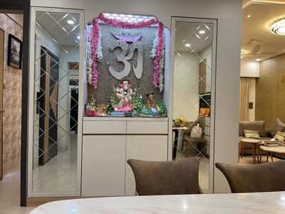 Bedroom Image of 2300 Sq.ft 3 BHK Apartment / Flat for sale in Transcon Flora Heights, Andheri West Mumbai for Rs. 77000000