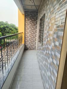 Balcony Image of 750 Sq.ft 2 BHK Apartment / Flat for rent in Fursungi Pune for Rs. 8000