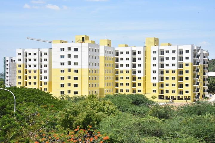 Mahindra Nova Main Image 1