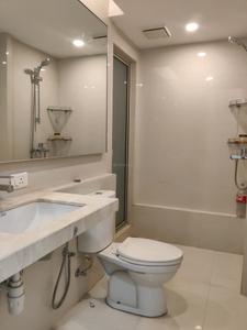 Common Bathroom Image of 750 Sq.ft 2 BHK Apartment / Flat for sale in Siddhi Highland Springs, Thane West Thane for Rs. 13000000