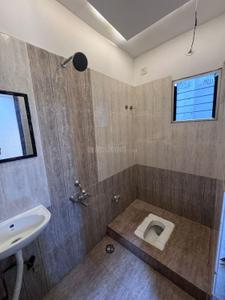 Bathroom Image of 800 Sq.ft 2 BHK Apartment / Flat for rent in Ismail Royal Pride, Shambhu Nagar Nagpur for Rs. 25000