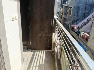 Balcony Image of 900 Sq.ft 2 BHK Builder Floor for sale in Krishna Nagar New Delhi for Rs. 8500000