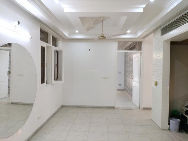 Sunny Valley Apartment Main Image 1