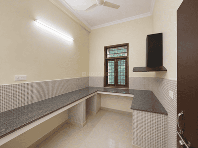 Kitchen Image of 1800 Sq.ft 2 BHK Builder Floor for rent in Barkhurdarpur Lucknow for Rs. 16000