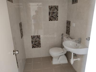 Bathroom Image of 335 Sq.ft 1 BHK Apartment / Flat for sale in Mahindra Happinest Kalyan, Bhiwandi Thane for Rs. 4000000