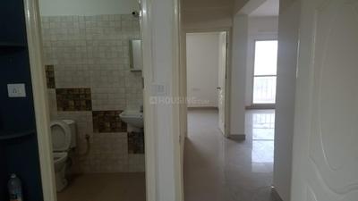 Bathroom Image of 1500 Sq.ft 3 BHK Apartment / Flat for rent in Neeraja Sarovar, Battarahalli Bengaluru for Rs. 40000
