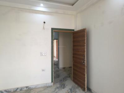Bedroom Image of 900 Sq.ft 3 BHK Builder Floor for sale in DLF Ankur Vihar Ghaziabad for Rs. 3556098