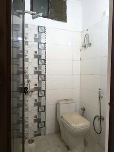 Common Bathroom Image of 980 Sq.ft 2 BHK Builder Floor for sale in Vasundhara Ghaziabad for Rs. 6000000