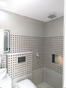 Bedroom Two Image of 1600 Sq.ft 3 BHK Apartment / Flat for sale in Vrindavan Apartment, Sector 6 Dwarka New Delhi for Rs. 28500000