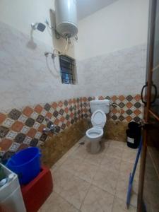 Bathroom Image of 500 Sq.ft 1 BHK Builder Floor for rent in Indira Nagar Bengaluru for Rs. 28000
