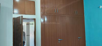 Bedroom Image of 1650 Sq.ft 2 BHK Builder Floor for rent in Omicron II Greater Noida for Rs. 18000