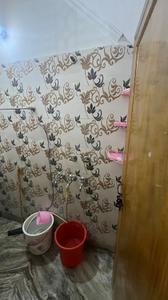 Bathroom Image of 448 Sq.ft 1 BHK Builder Floor for rent in Sanjay Nagar Ghaziabad for Rs. 8000