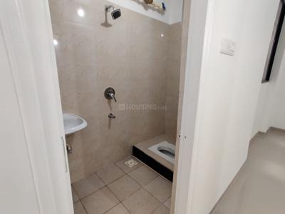 Bathroom Image of 914 Sq.ft 2 BHK Apartment / Flat for sale in Scheme No 140 Indore for Rs. 3800000