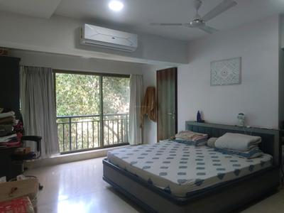 Bedroom Image of 1950 Sq.ft 4 BHK Apartment / Flat for sale in Kandivali West Mumbai for Rs. 50000000