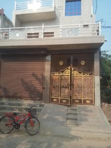 Image of 2000 Sq.ft 3.5 BHK Independent House for rent in Mathura Cantonment, Mathura for Rs. 15000