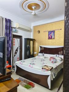 Bedroom Image of 2000 Sq.ft 3 BHK Builder Floor for rent in Sector 46 Noida for Rs. 35000