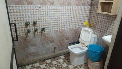 Image of 1400 Sq.ft 3 BHK Builder Floor for sale in Dwarka Mor, New Delhi for Rs. 4800000