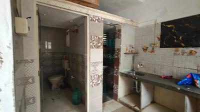 Kitchen Image of 450 Sq.ft 1 RK Apartment / Flat for rent in Naranpura Ahmedabad for Rs. 13000
