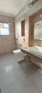 Bathroom Image of 2700 Sq.ft 3 BHK Apartment / Flat for rent in Richards Town Bengaluru for Rs. 125000