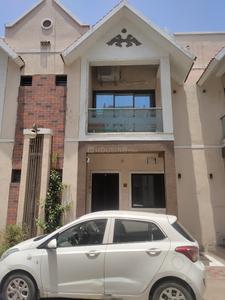 4 BHK Independent House