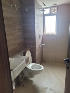 Bathroom Image of 2350 Sq.ft 4 BHK Apartment / Flat for sale in Merlin The Fourth, Dhapa Kolkata for Rs. 42500000