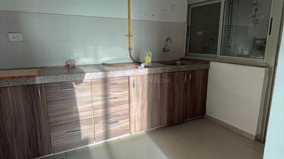 Kitchen Image of 1080 Sq.ft 2 BHK Apartment / Flat for rent in Adani The Meadows, Shantigram Ahmedabad for Rs. 23000