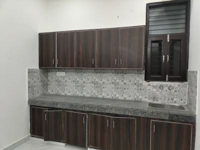 Kitchen Image of 750 Sq.ft 2 BHK Apartment / Flat for sale in CI Golf City, Kambakshpur Noida for Rs. 3087300