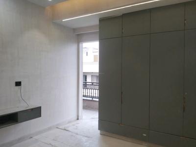 Bedroom Image of 2250 Sq.ft 4 BHK Builder Floor for rent in Paschim Vihar New Delhi for Rs. 100000