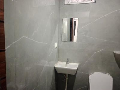 Bathroom Image of 260 Sq.ft 1 RK Builder Floor for rent in Sanjay Gram, Sector 13 Gurgaon for Rs. 14000