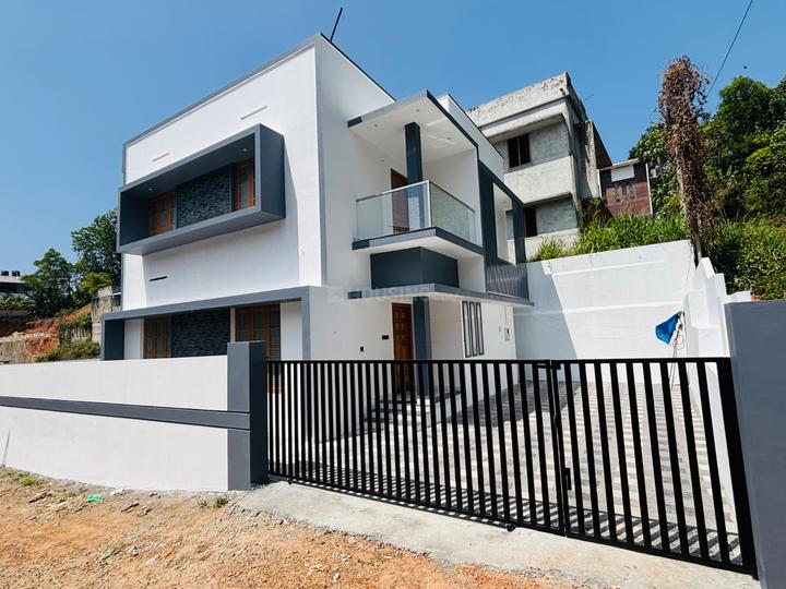 Karakkamandapam Main Image 1