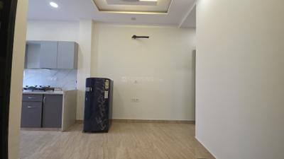 Living Room Image of 400 Sq.ft 1 BHK Builder Floor for rent in Pitampura New Delhi for Rs. 21000