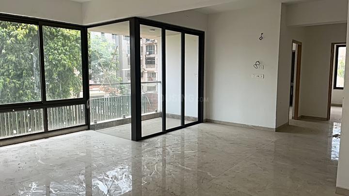 near vikas gruh road Main Image 1