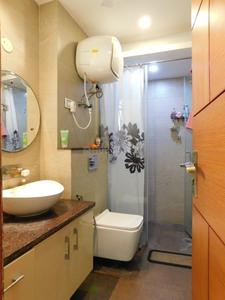 Bathroom Image of 2050 Sq.ft 3 BHK Apartment / Flat for sale in Leela Homes, Vaishali Ghaziabad for Rs. 30000000