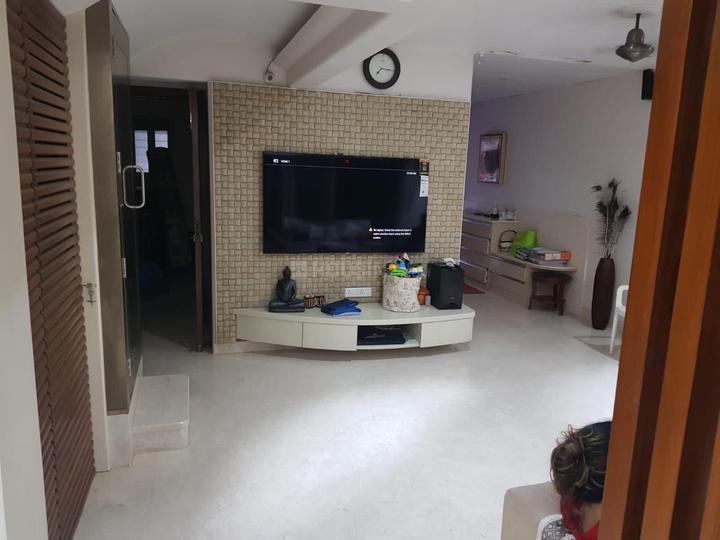 Borivali West Main Image 1