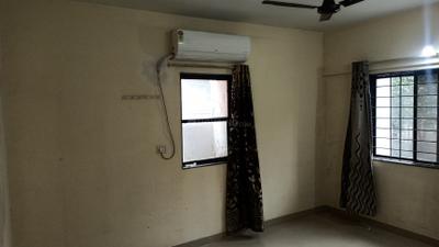 Bedroom Image of 950 Sq.ft 2 BHK Apartment / Flat for rent in Magarpatta Iris, Magarpatta City Pune for Rs. 34000