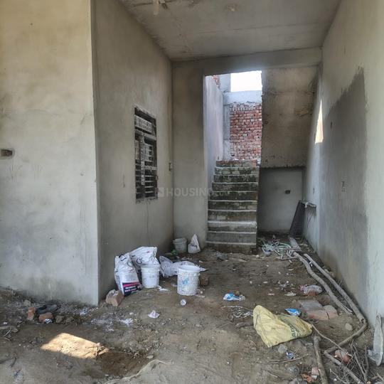 B Block, Sector 30 Main Image 1