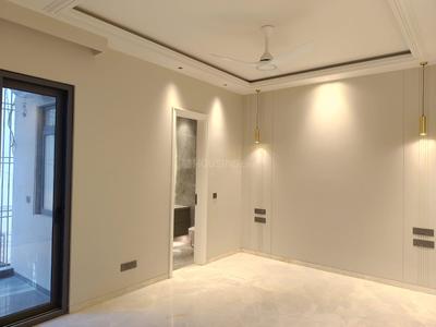 Bedroom Image of 2250 Sq.ft 3 BHK Builder Floor for sale in Uday Park New Delhi for Rs. 97500000