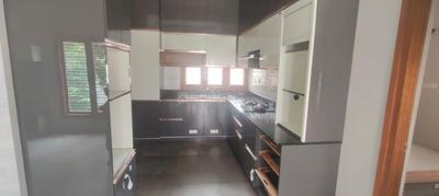 Kitchen Image of 1800 Sq.ft 3 BHK Builder Floor for rent in Arakere Bengaluru for Rs. 65000