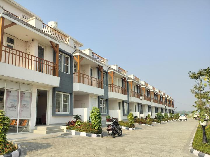 Sanfran Estate Main Image 1