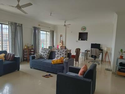 Hall Image of 1600 Sq.ft 4 BHK Builder Floor for rent in Chembur Mumbai for Rs. 145000
