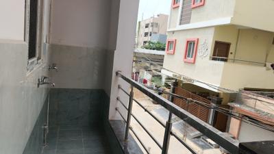 Balcony Image of 780 Sq.ft 1 BHK Apartment / Flat for rent in Kondapur Hyderabad for Rs. 16000