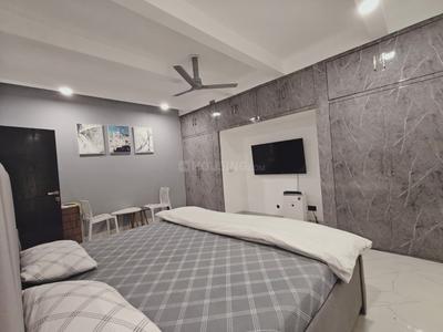 Bedroom Image of 1500 Sq.ft 3 BHK Builder Floor for sale in Green Park New Delhi for Rs. 38900000