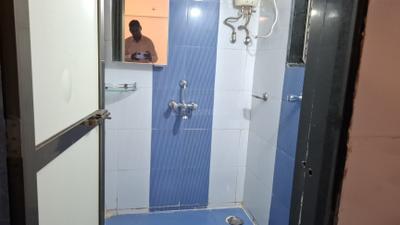 Bathroom Image of 500 Sq.ft 1 BHK Apartment / Flat for rent in Agripada Mumbai for Rs. 45000